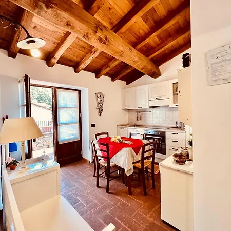 Appartement Agriturismo Montagna Verde Apella à Licciana Nardi Extérieur photo